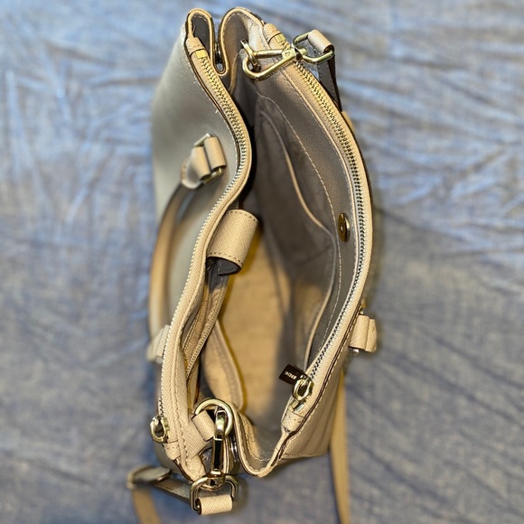 Michael Kors handbag - Picture 3 of 3